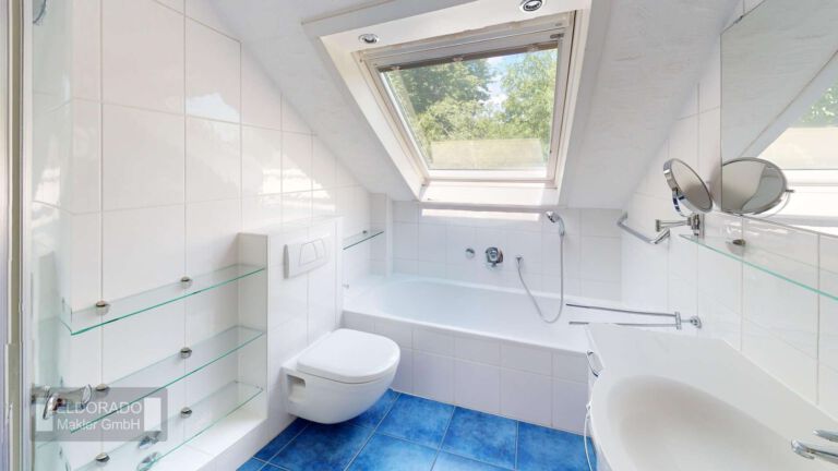 OG: Badezimmer