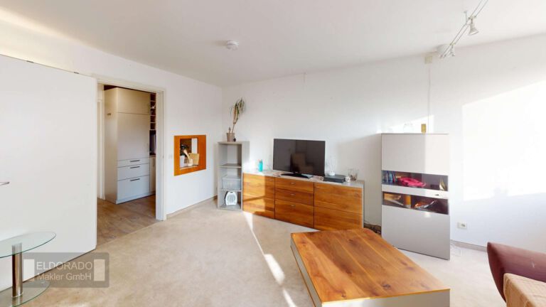 Wohn- und Schlafzimmer