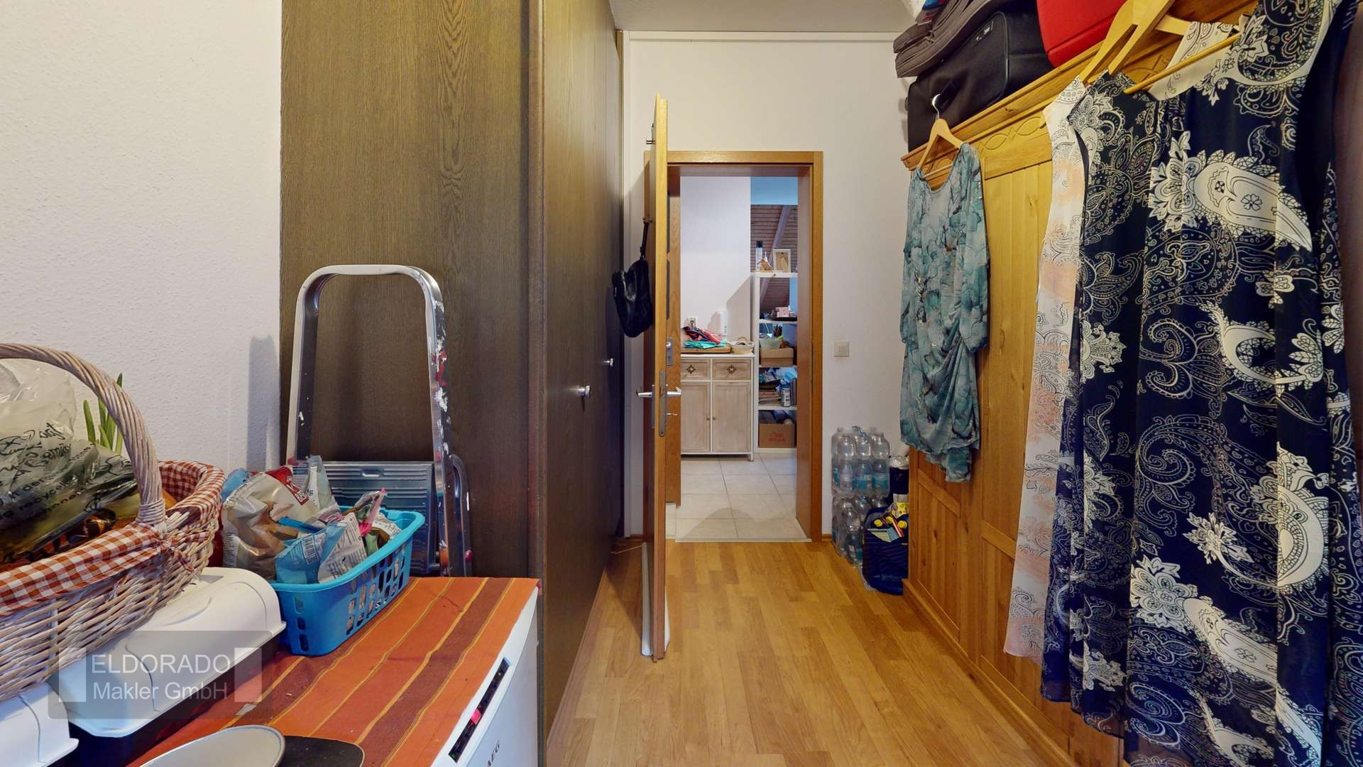 Kinderzimmer / Büro