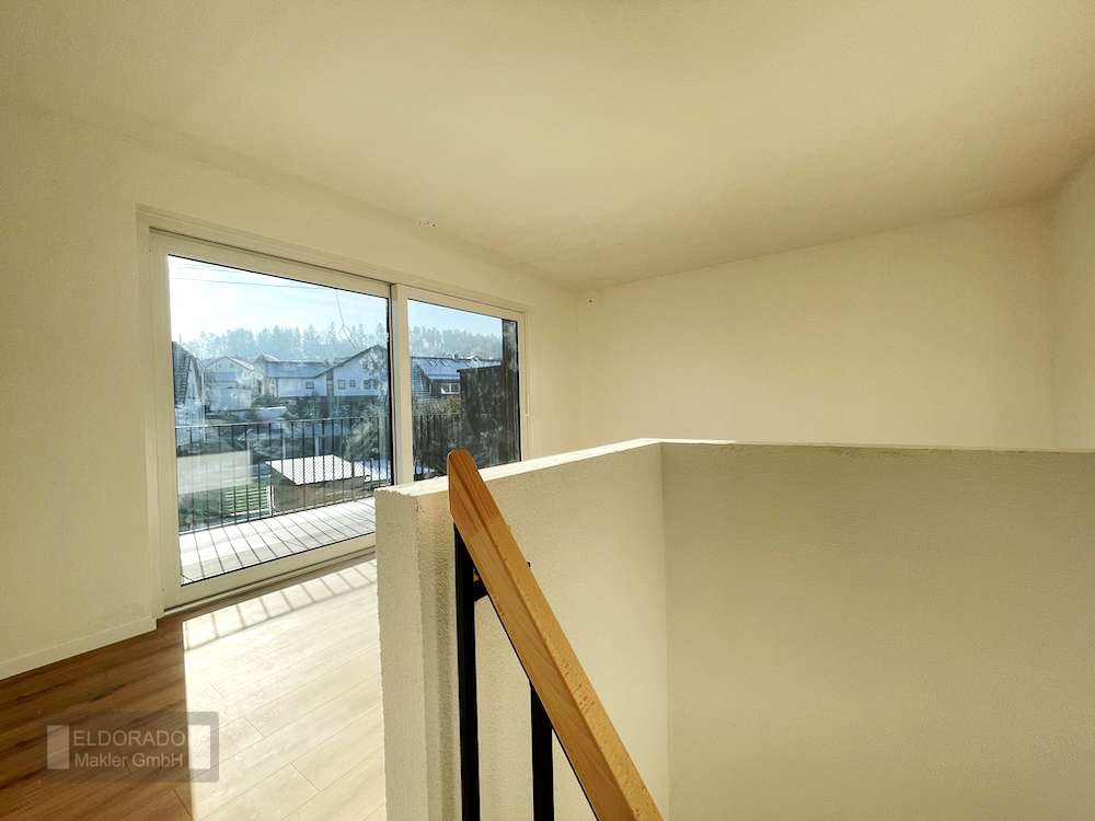 Maisonette-Wohnzimmer 1.4