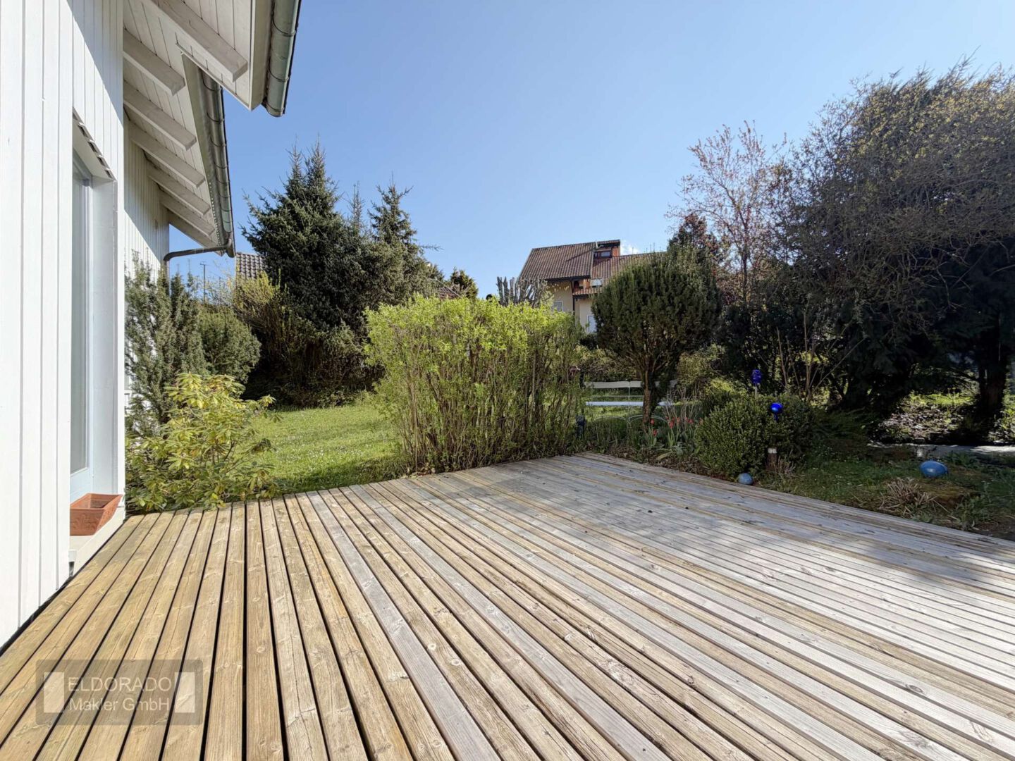 Terrasse Hausrückseite