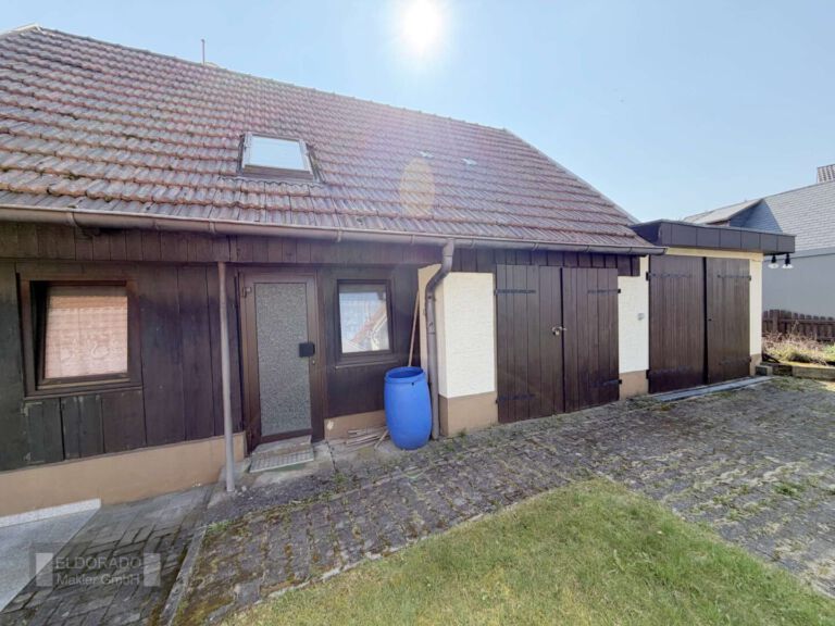 Schopf Außenansicht