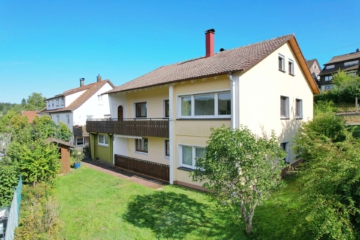 Attraktives Zweifamilienhaus in bevorzugter Lage von Freudenstadt, 72250 Freudenstadt, Haus